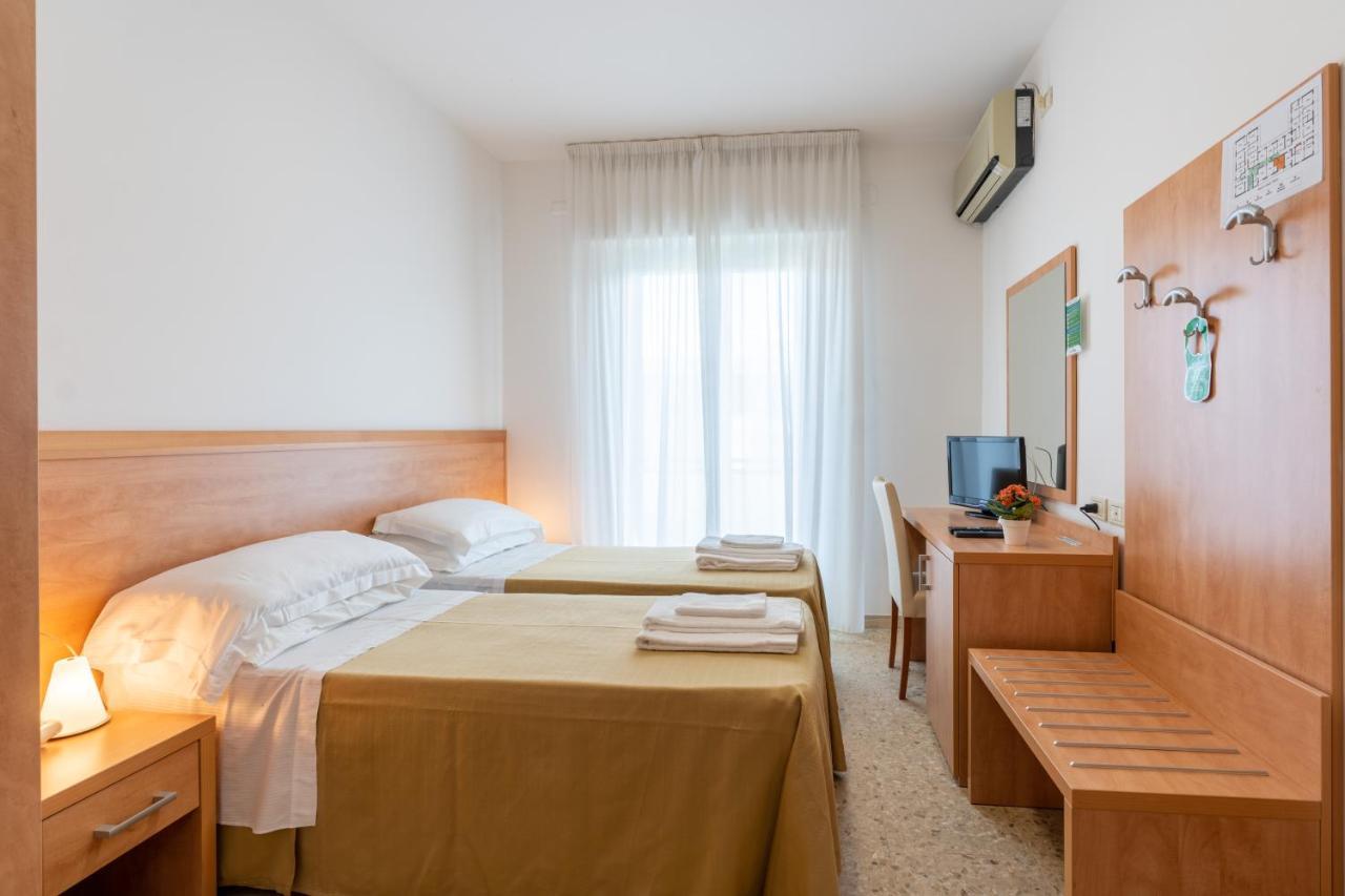 Hotel La Pineta Pineto Ngoại thất bức ảnh