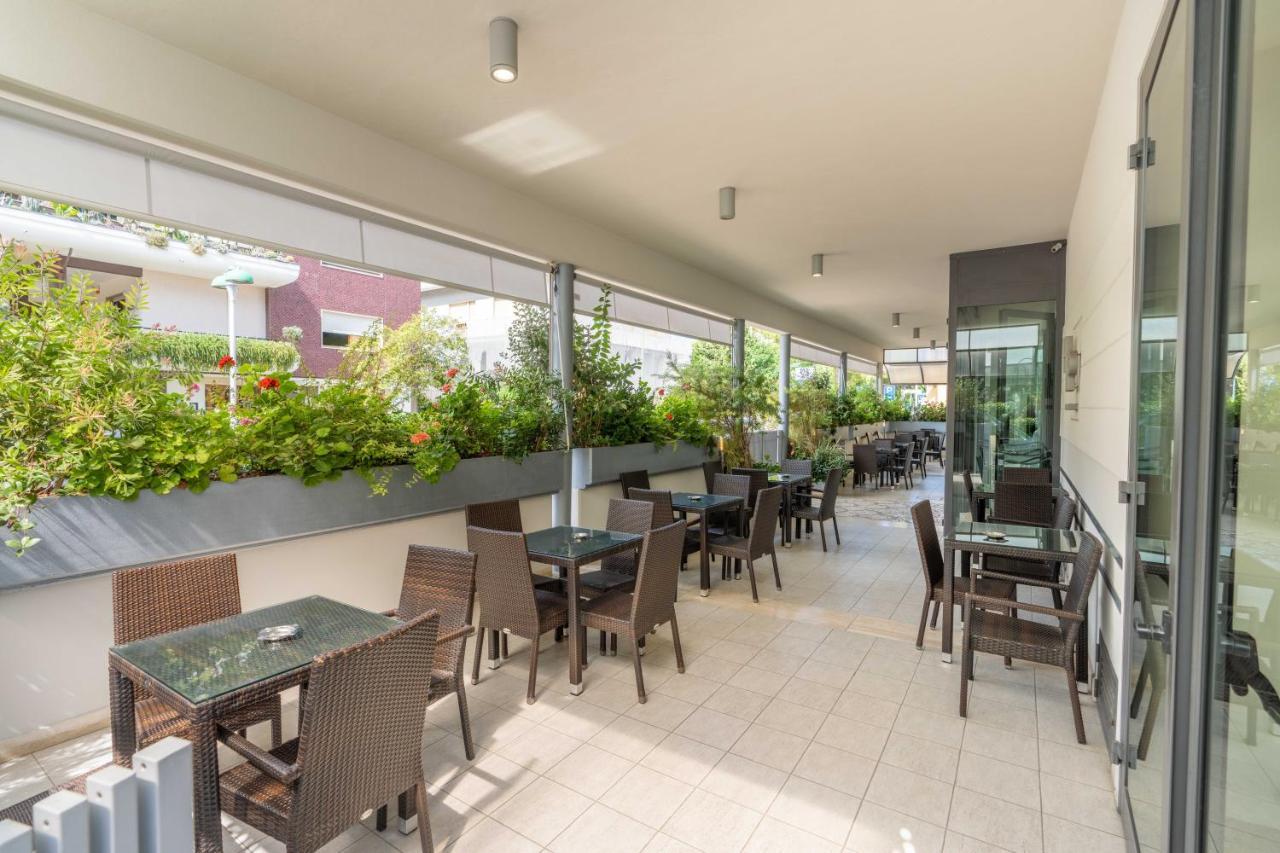 Hotel La Pineta Pineto Ngoại thất bức ảnh